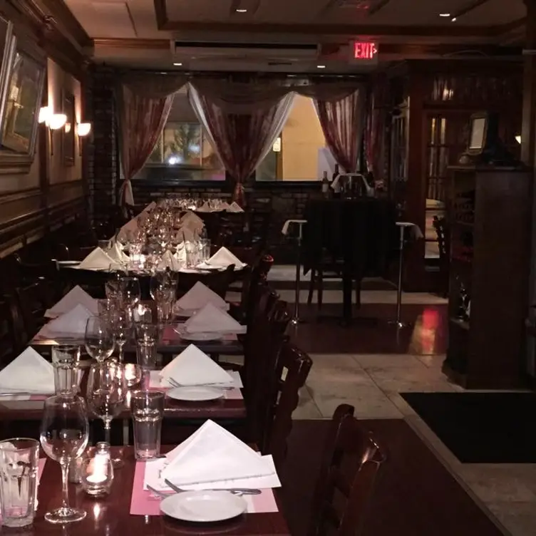 Brasserie Persil Restaurant - Oceanside, NY | OpenTable