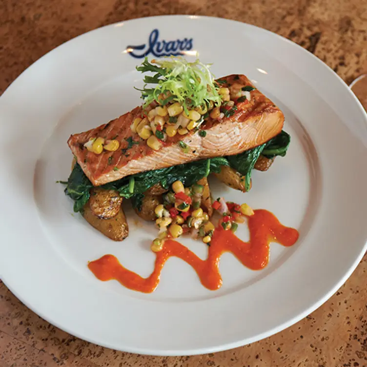Ivar's Salmon House, Seattle, WA