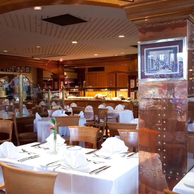 Minsky’s Restaurant at Danubius Hotel Regents Park, London, 