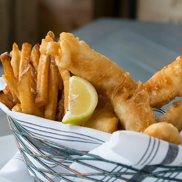 Restaurant The Walrus Oyster & Ale House National Harbor, MD OpenTable