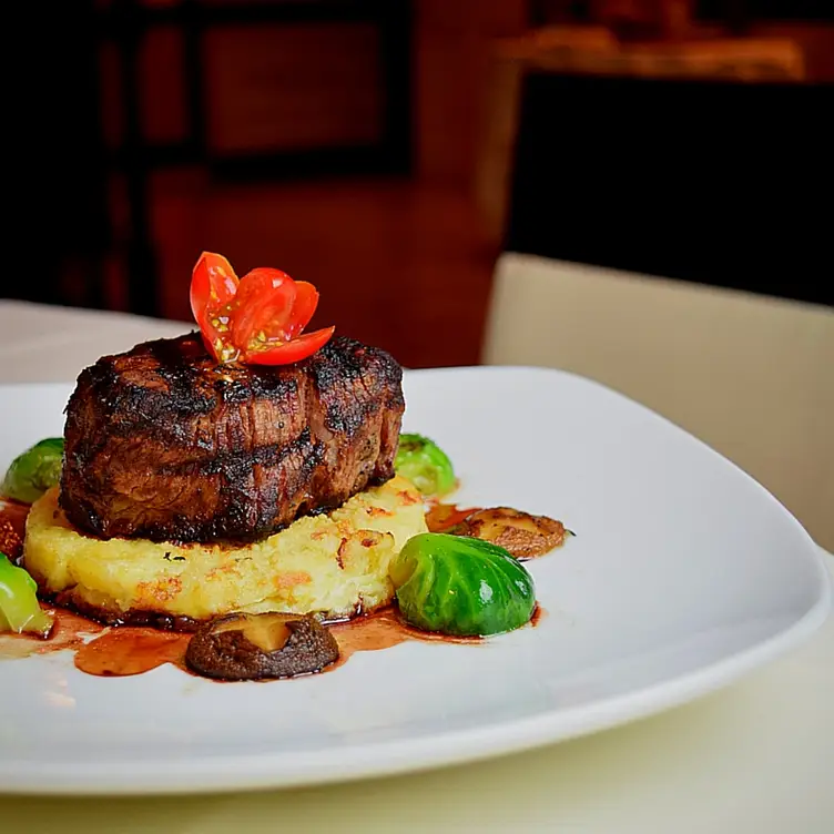 Vine Restaurant & Lounge Permanently Closed Updated 2024, Contemporary American Restaurant