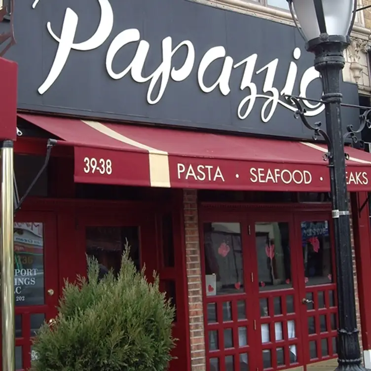 Papazzio Italian Restaurant, Bayside, NY
