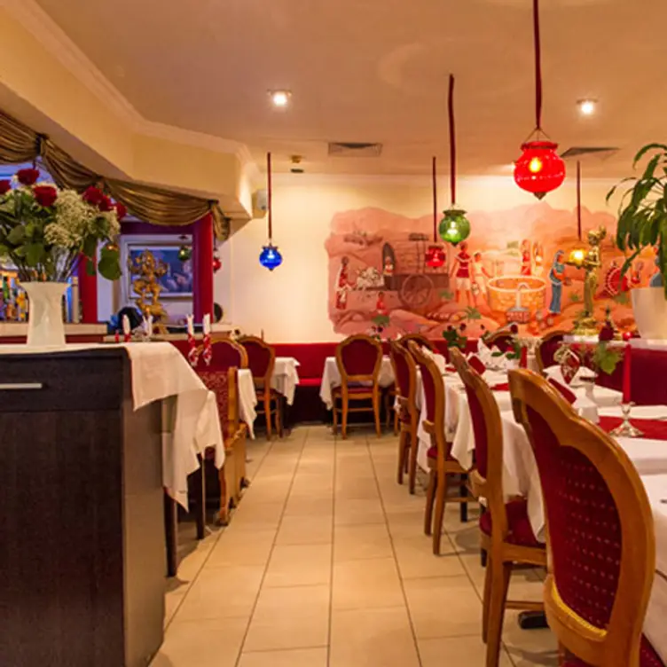Restaurante GURU Indisches Restaurant - München, , BY | Reserva en