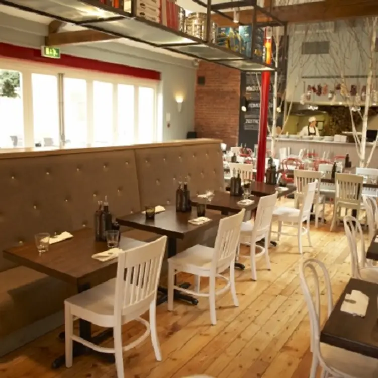 Zizzi - Marlow, Marlow, Buckinghamshire