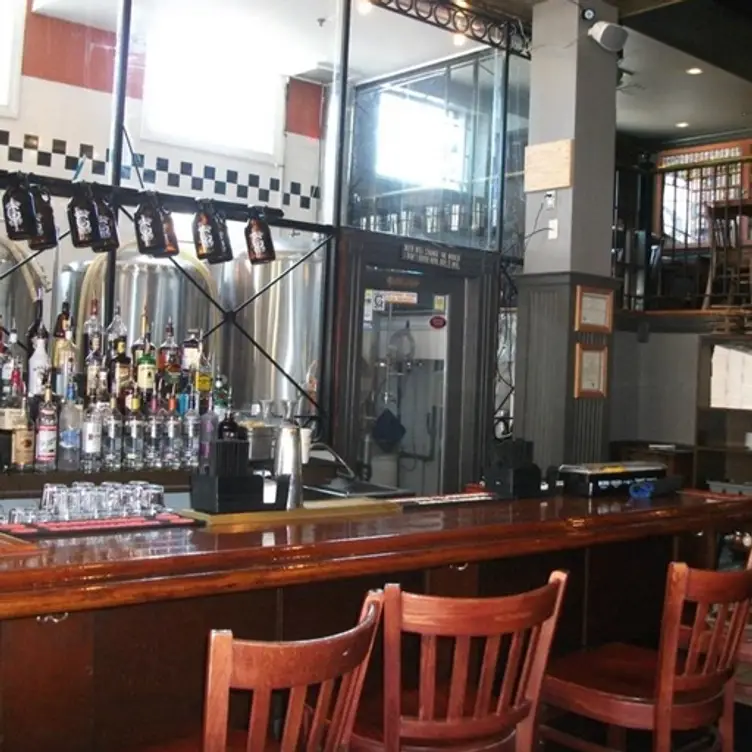 Growlers of Gaithersburg Updated 2024, Brewery in Gaithersburg, MD