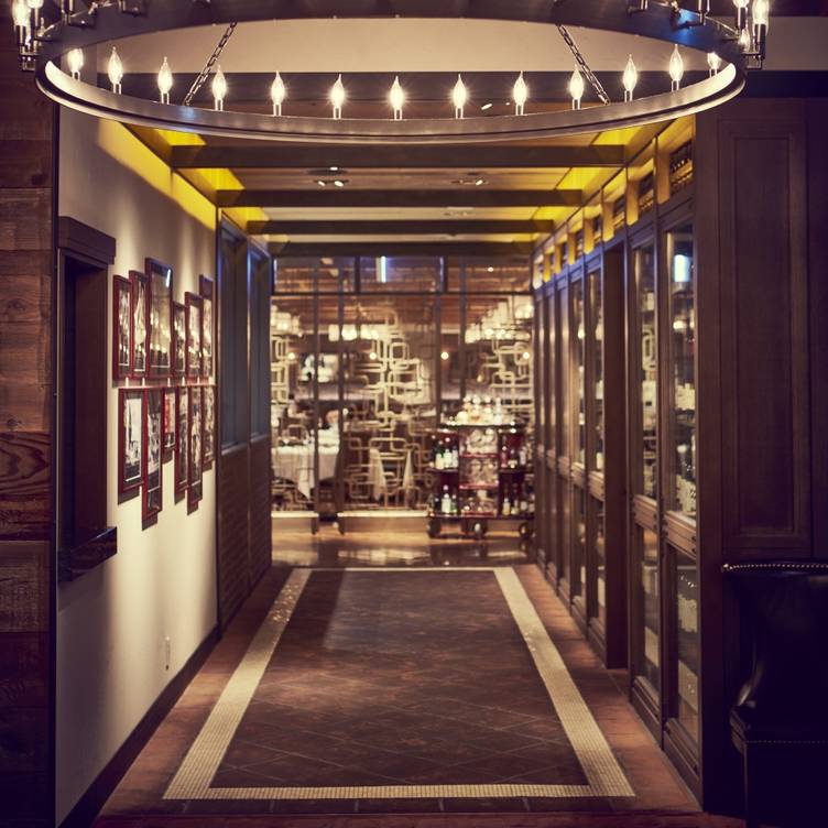 Lawry S The Prime Rib Ebisu Garden Place Restaurant Shibuya Ku Tokyo Opentable