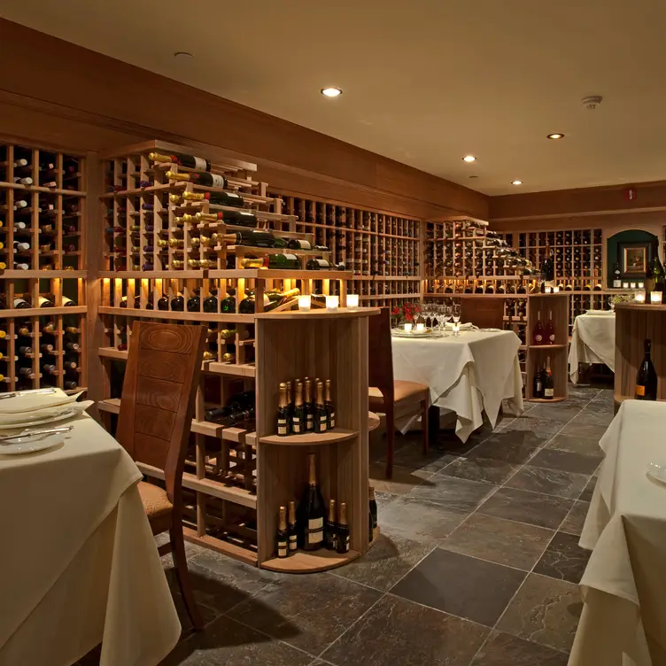 1865 Wine Cellar at Mountain View Grand Resort & Spa