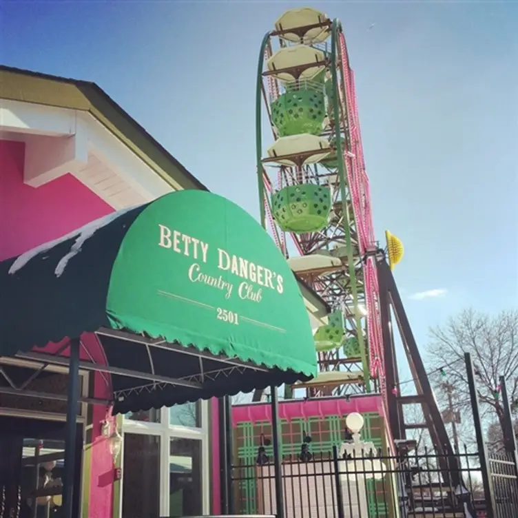 Betty Danger's Country Club, Minneapolis, MN