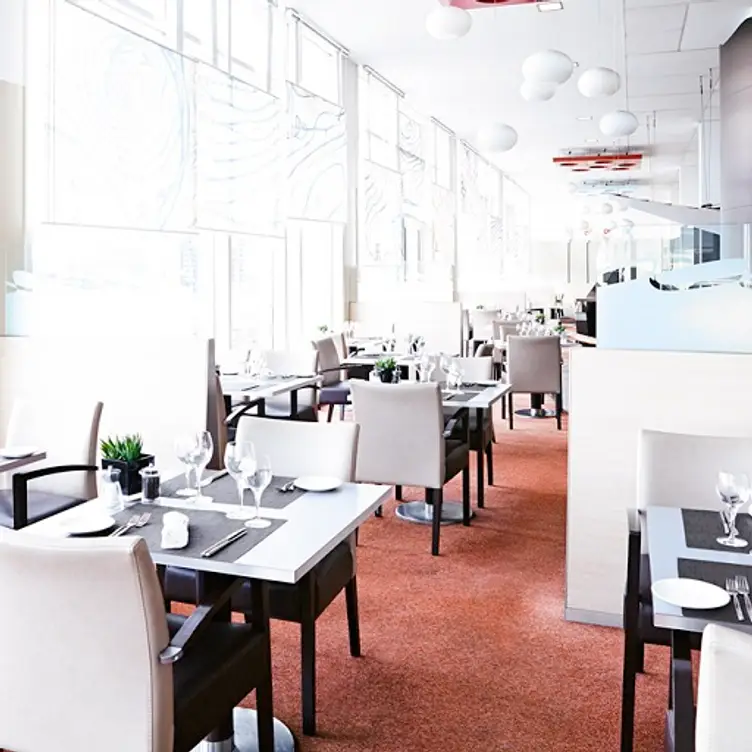 Upper Deck Restaurant, London, 