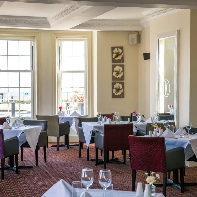 Dining at The Kingscliff, Clacton-on-Sea, Essex