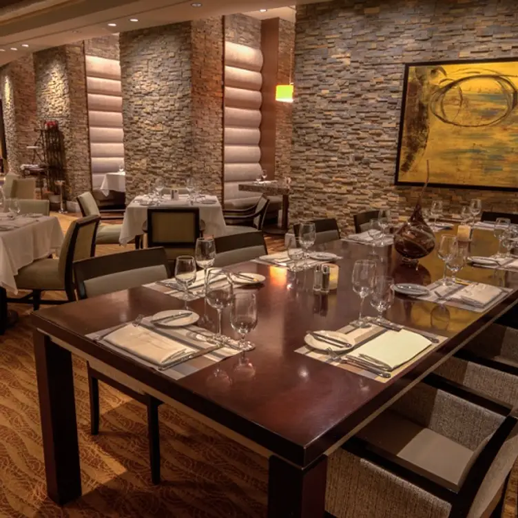 Dining Room Scene Dining Room Scene - Farraddays Steakhouse at Harrah’s Pompano Beach, Pompano Beach, FL