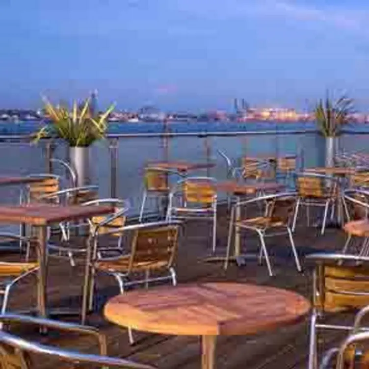 The Gatehouse Grill - Top Rated Restaurant in Southampton, Hampshire