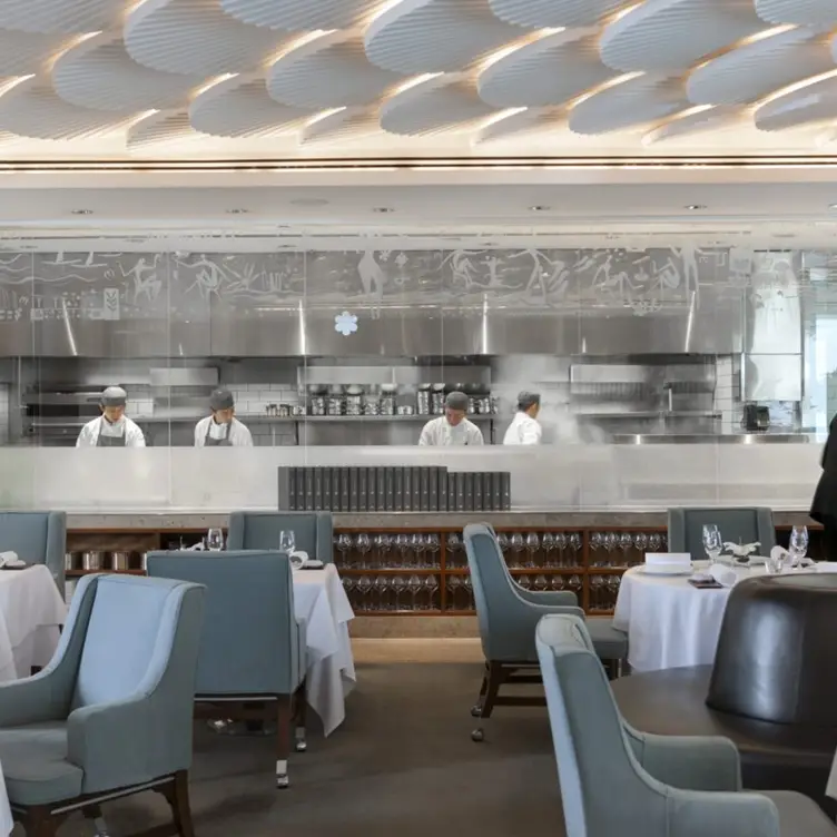 Mandarin Grill & Bar - Mandarin Oriental Hong Kong Restaurant - Hong