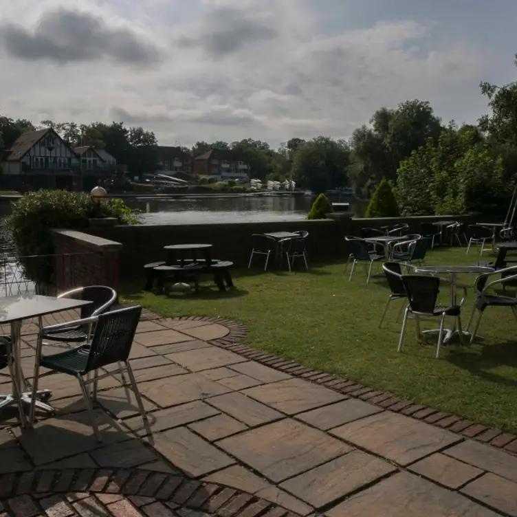 Blue River Café Restaurant Maidenhead, Berkshire OpenTable