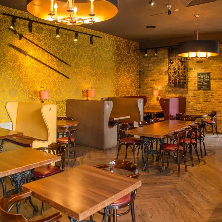 Davy's at Canary Wharf, London, 