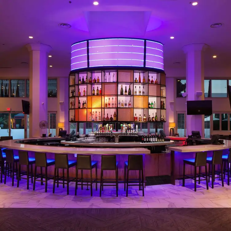 Costero California Bar + Bistro, Los Angeles, CA