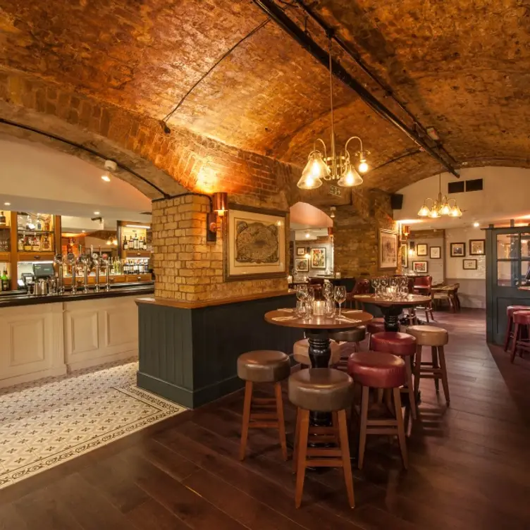 Balls Brothers - Hays Galleria Restaurant - London | OpenTable