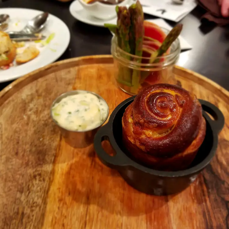 Coton & Rye Updated 2024, American Restaurant in Leesburg, VA