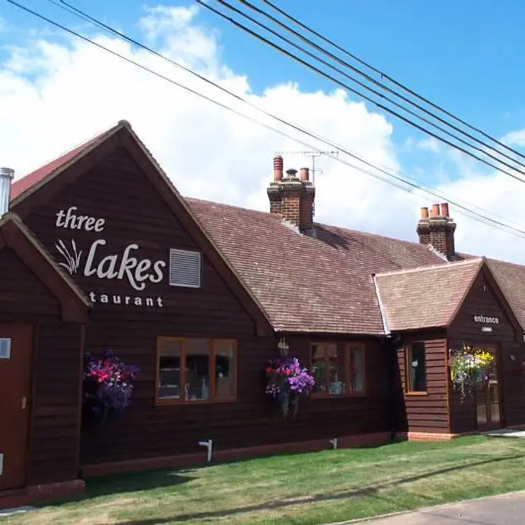 Three Lakes - Three Lakes Restaurant, Ware, Hertfordshire