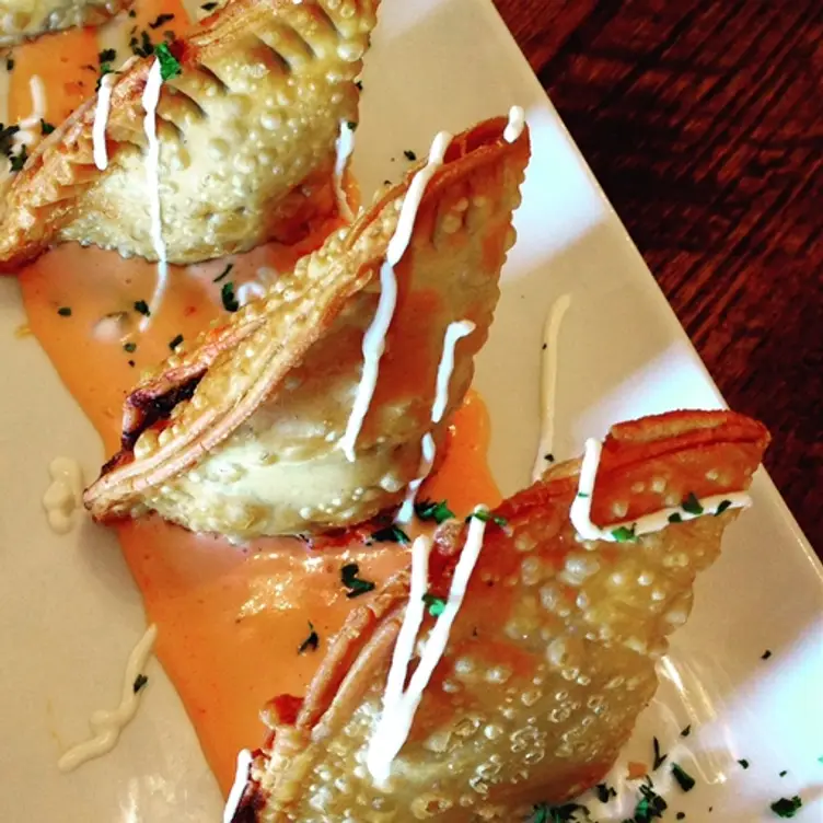 Somewhere Restaurant and Bar Updated 2024, American Restaurant in