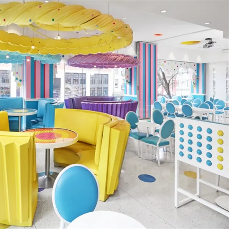 Dylan's Candy Bar - Updated 2025, American Restaurant in New York, NY