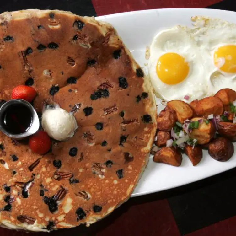 Tractor Driver Combo Tractor Driver Combo - Hash House a Go Go - Henderson, Henderson, NV