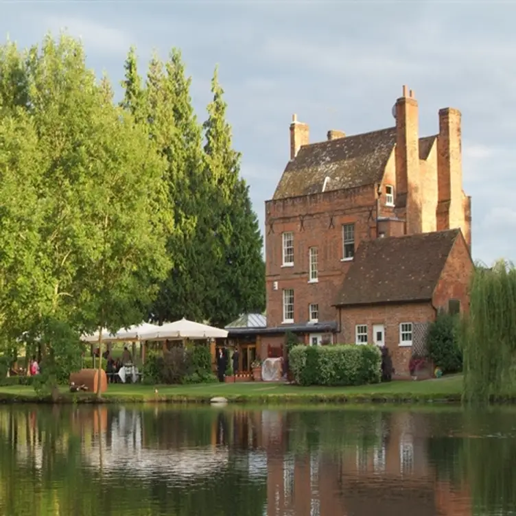 Auberge Du Lac, Welwyn, Hertfordshire