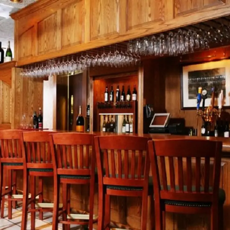 Warfield's Restaurant & Bakery Updated 2024, Contemporary American Restaurant in Clifton