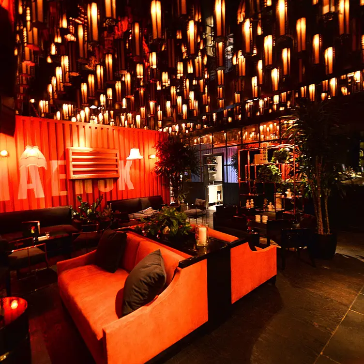 Blind Dragon - Permanently Closed, West Hollywood, CA