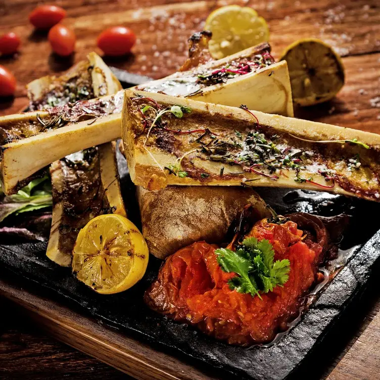 Via Roma Italian Steakhouse - Via Roma Italian Steakhouse, Monterrey, NLE
