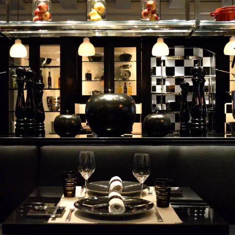 L'Atelier de Joel Robuchon Restaurant - London | OpenTable