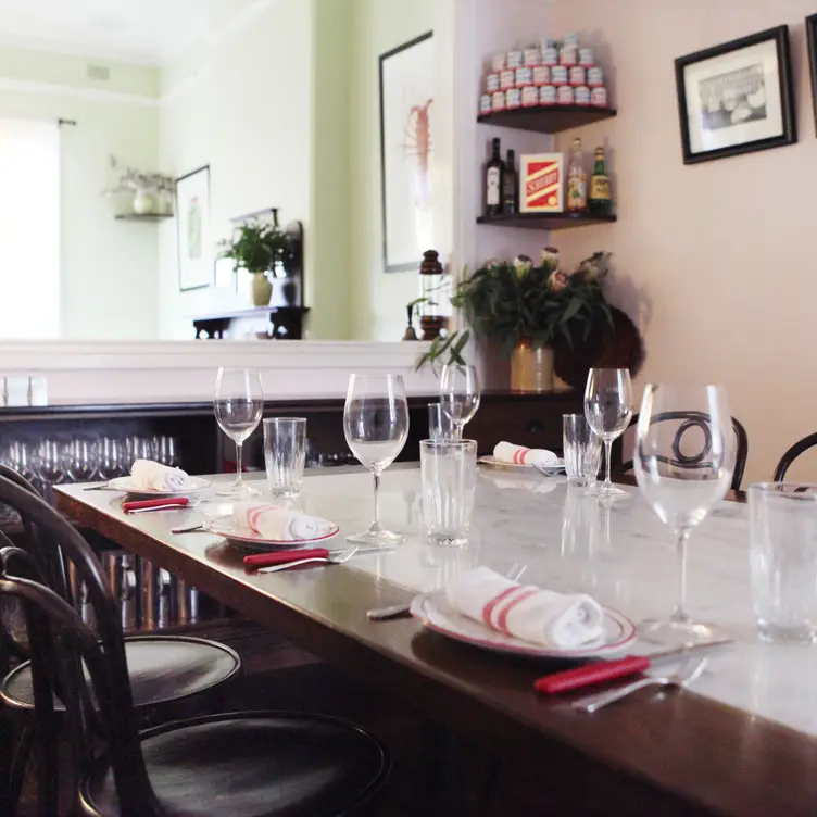 Continental Deli Newtown Updated 2024, European Restaurant in Newtown