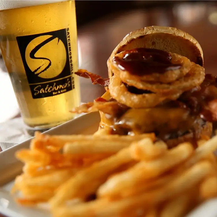 The Smokehouse Burger - Satchmo's Bar & Grill, Chesterfield, MO