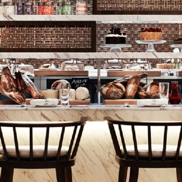 Java+ - Singapore Marriott Tang Plaza Hotel – Aktualisiert 2025, Deli ...