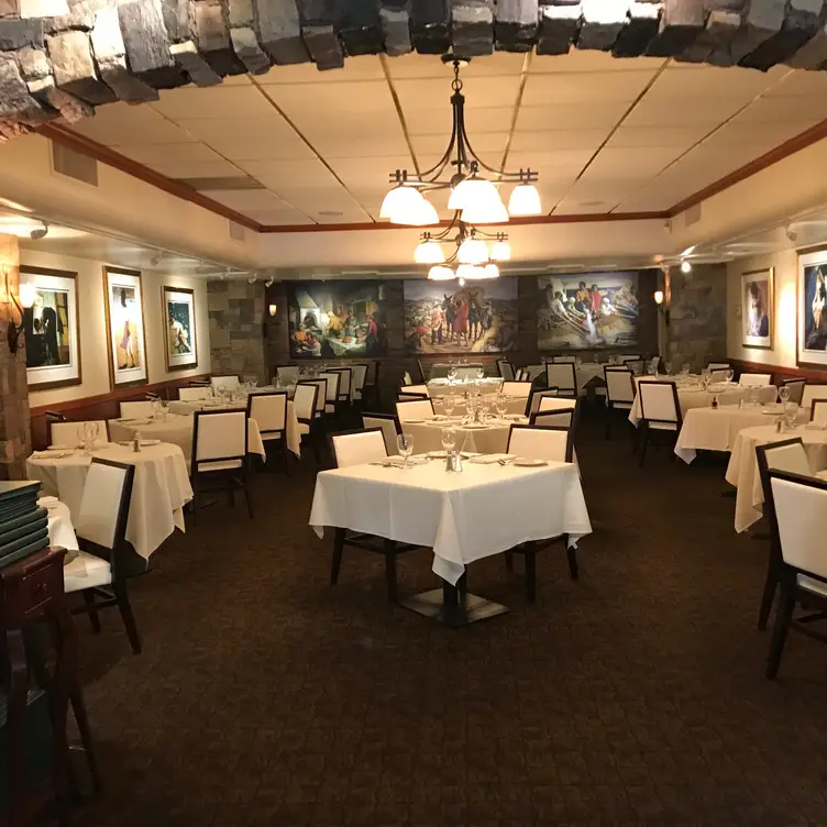 Main Dining - Tomaso's - Phoenix, Phoenix, AZ