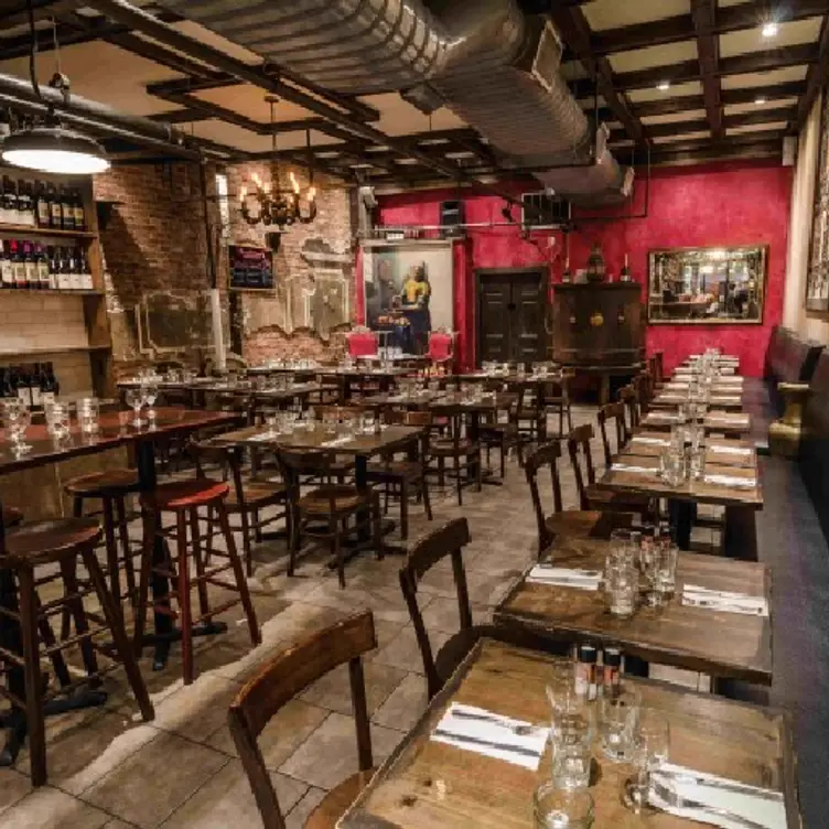 Restaurante Margarita Saloon Bar and Grill Actualizado en 2023