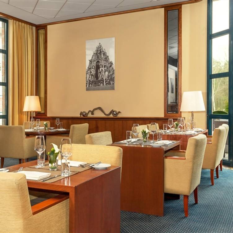 Lounge Im Hilton Restaurant Nurnberg By Opentable