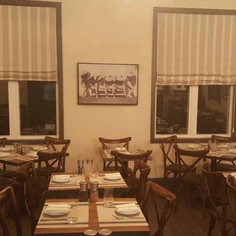 Capers Restaurant Port Chester Ny Opentable