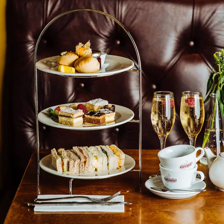 Afternoon tea @ The Lynnhurst Hotel, Johnstone, Renfrewshire