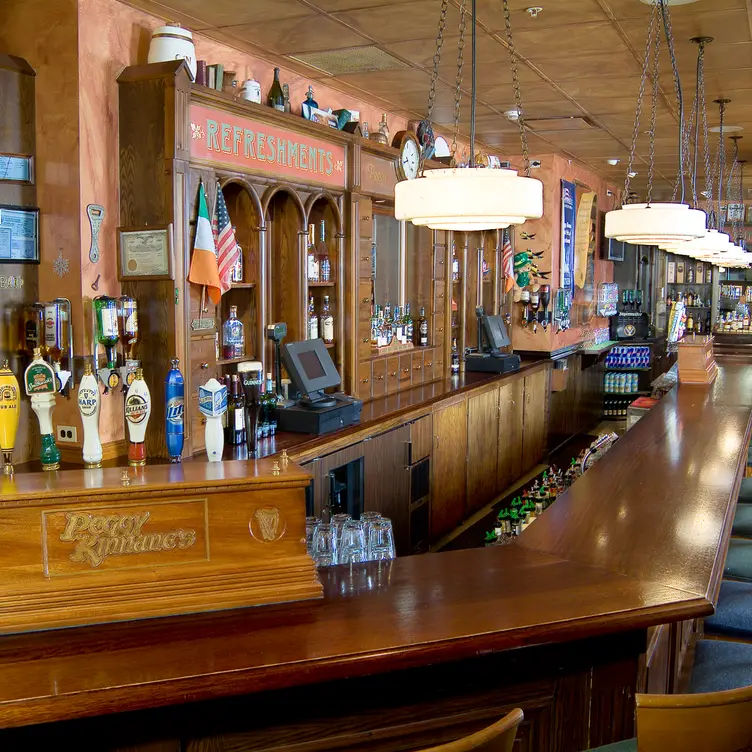 Peggy Kinnanes Irish Restaurant & Pub, Arlington Heights, IL