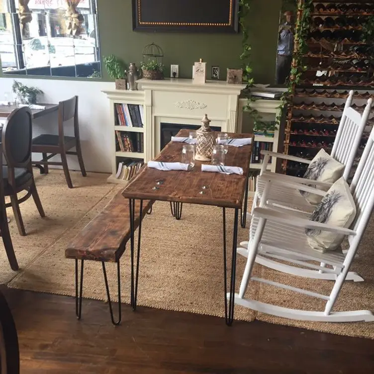 Aesop's Fable Restaurant Updated 2024, American Restaurant in