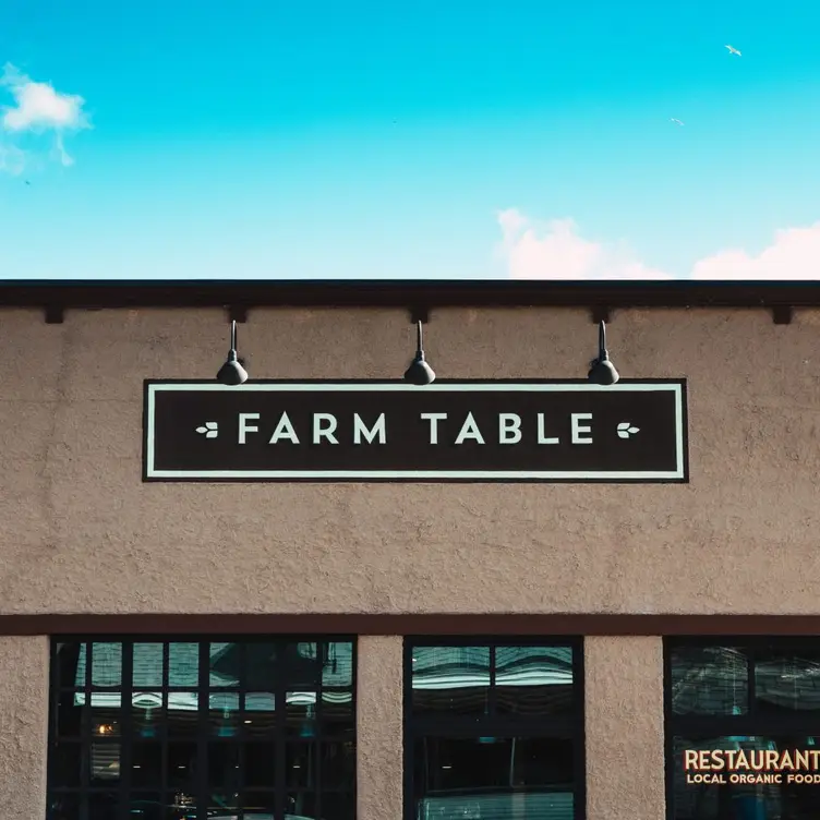 Farm Table Foundation WI Amery