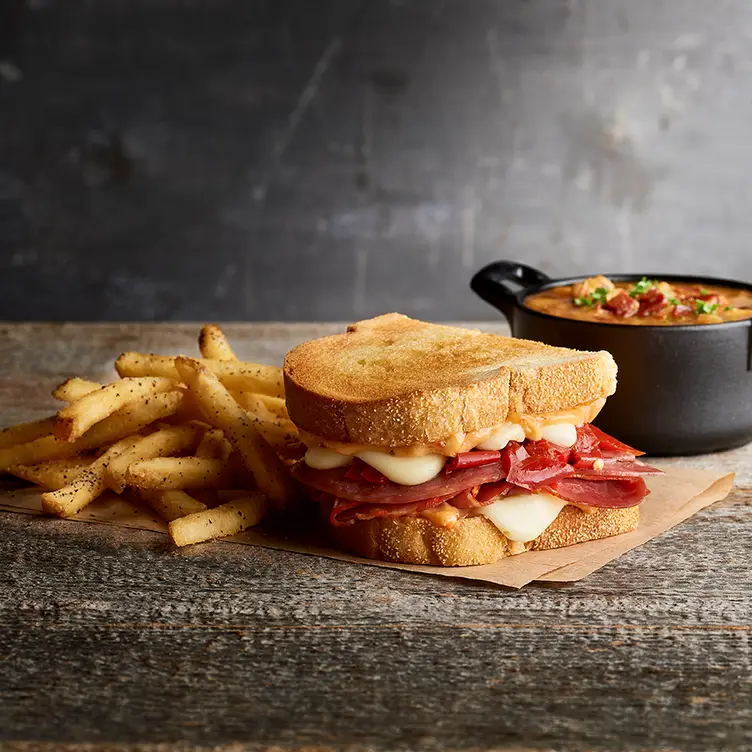 Twin Peaks Odessa Restaurant Odessa, TX OpenTable