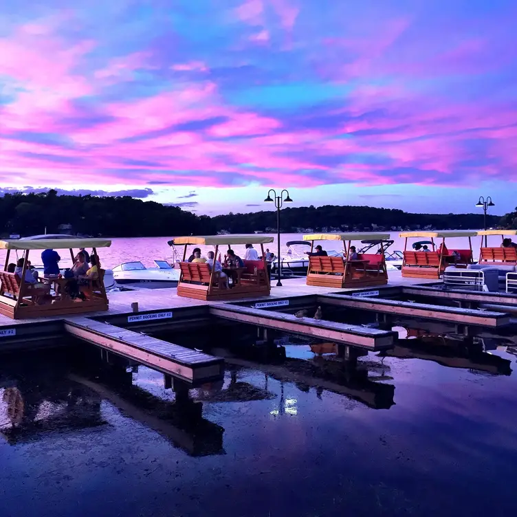 Restaurante The Windlass Restaurant Lake Hopatcong, NJ OpenTable