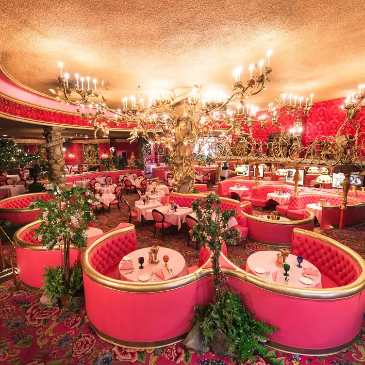 Alex Madonna’s Gold Rush Steak House, at Madonna Inn，CASan Luis Obispo