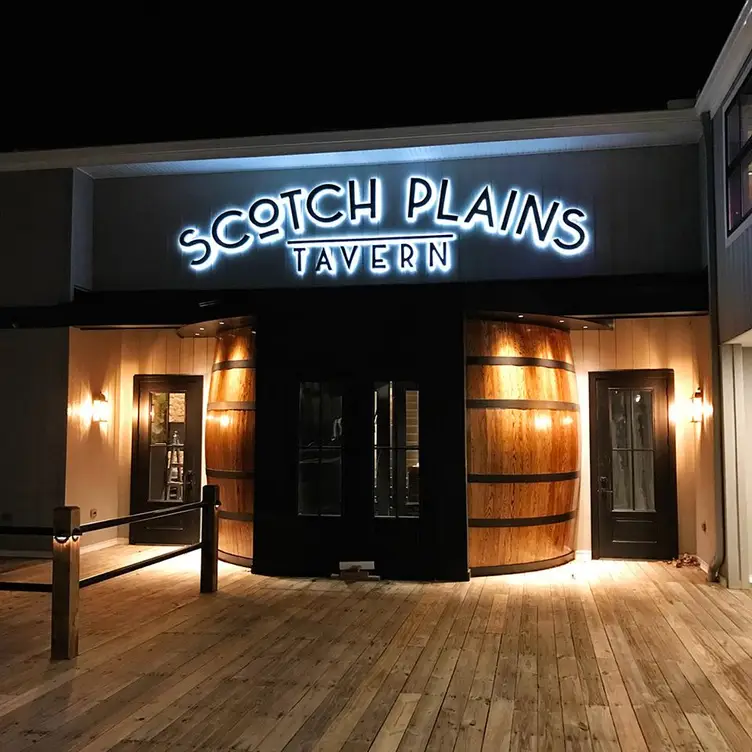 Scotch Plains Tavern - Scotch Plains Tavern, Essex, CT