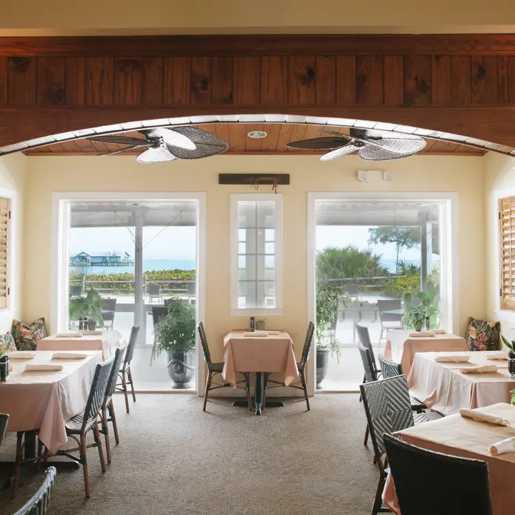 The Waterfront Restaurant - Anna Maria，FLAnna Maria