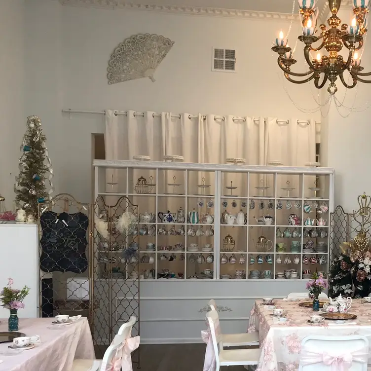 The Tea Room Experience, Orlando, FL