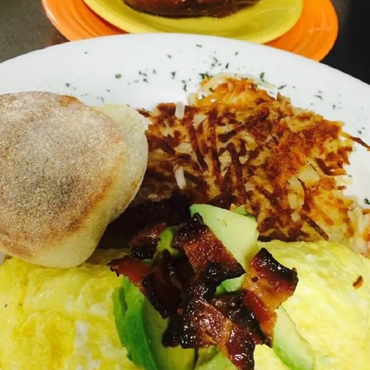 Kaladis Updated 2024, American Restaurant in Sioux Falls, SD