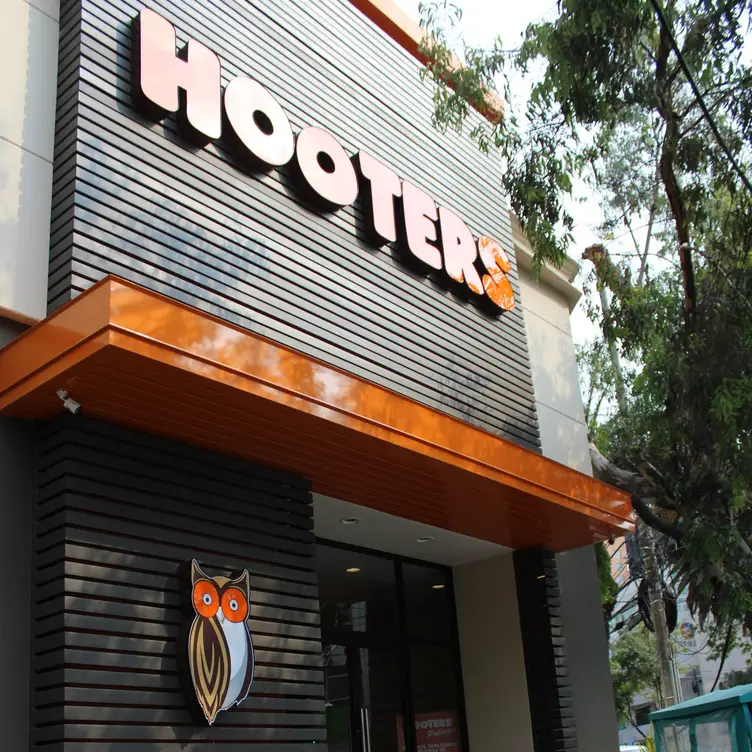 Hooters Polanco, Ciudad de México, CDMX